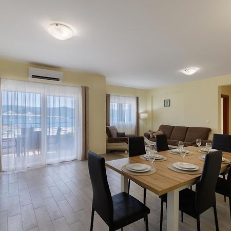 קומרנה Apartman Maja מראה חיצוני תמונה