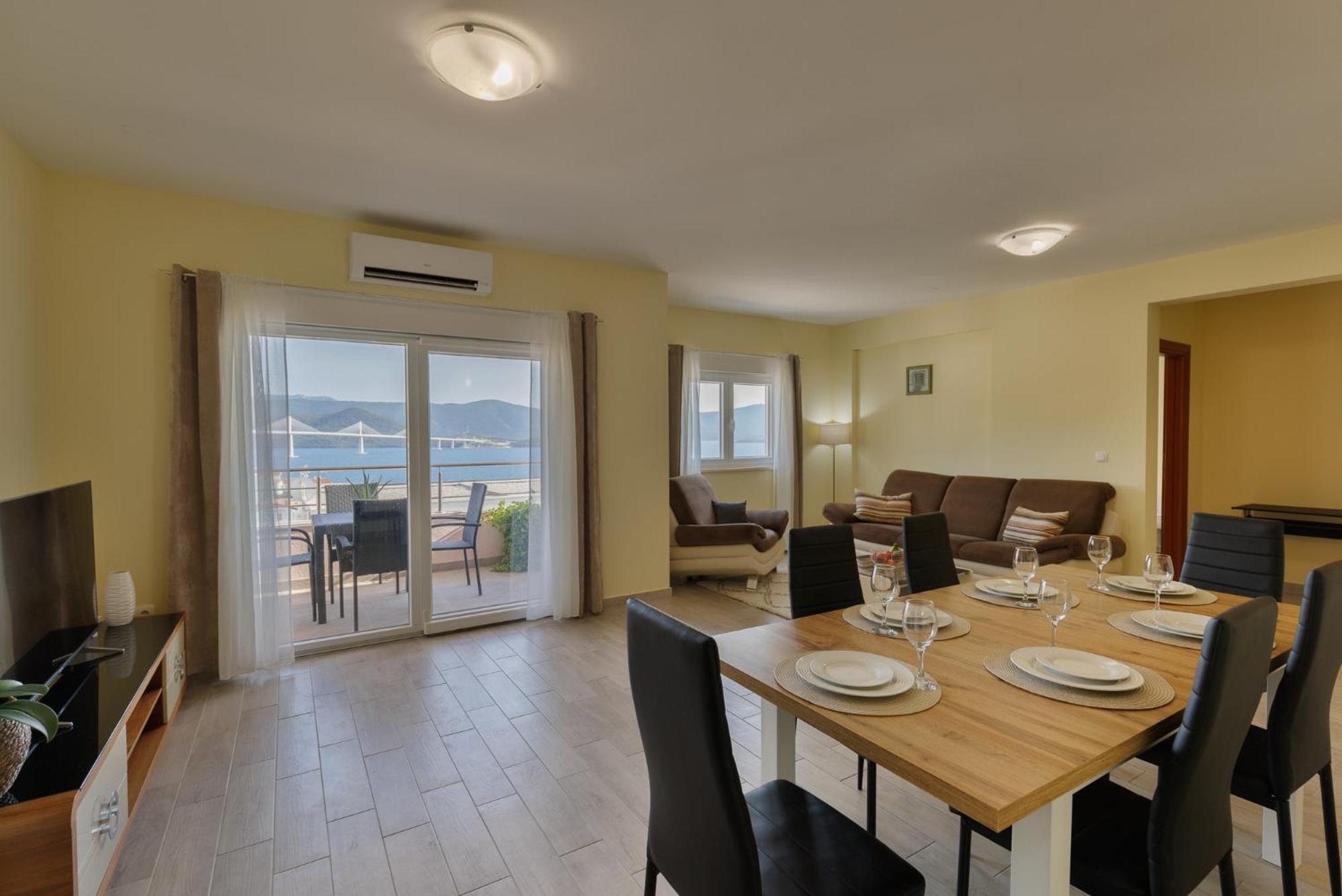קומרנה Apartman Maja מראה חיצוני תמונה