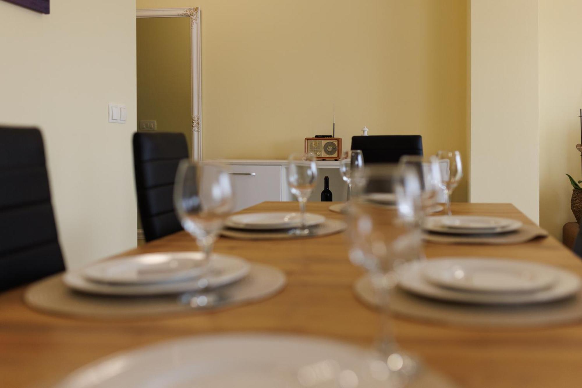 קומרנה Apartman Maja מראה חיצוני תמונה